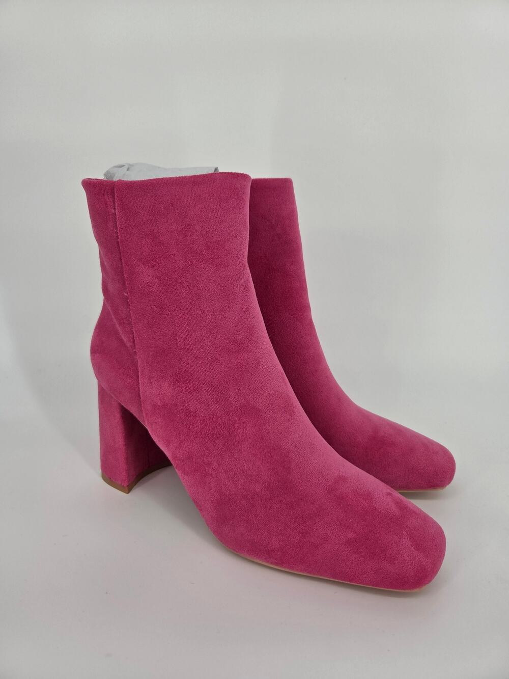 NEW Beast Fashion Pink Fuchsia Suede Heeled Boots Booties Boutique Size 9